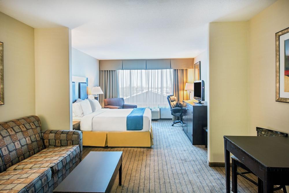 Ramada By Wyndham Prince Albert Exterior foto