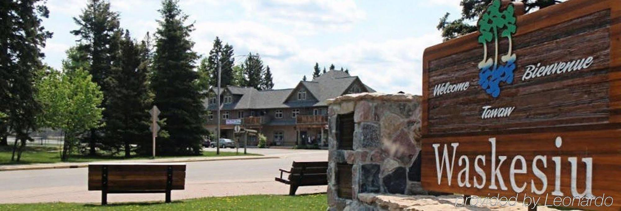 Ramada By Wyndham Prince Albert Exterior foto